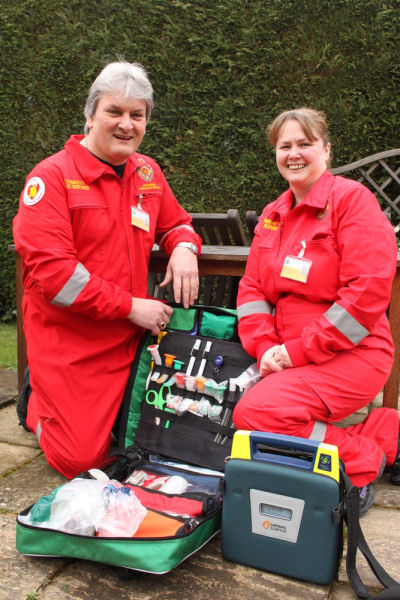 Ian Owen and Nicky Edwards. Photo: West Midlands Ambulance Service.
