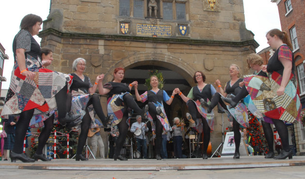 Step dance group Kickin Alice.