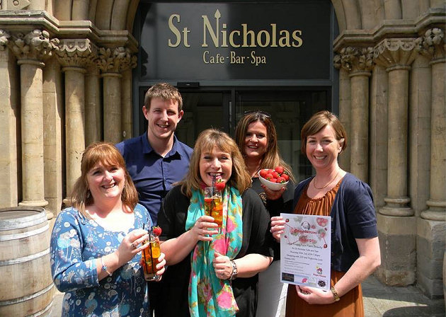 Strawberries and PIMM’S evening to boost Hope House