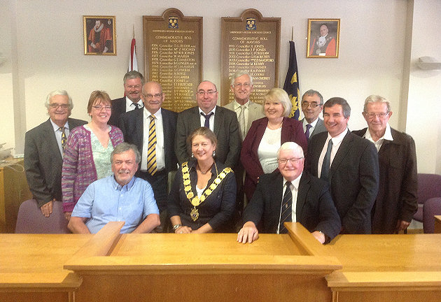 NALC delegates meet the Mayor of Shrewsbury, Councillor Beverley Baker.