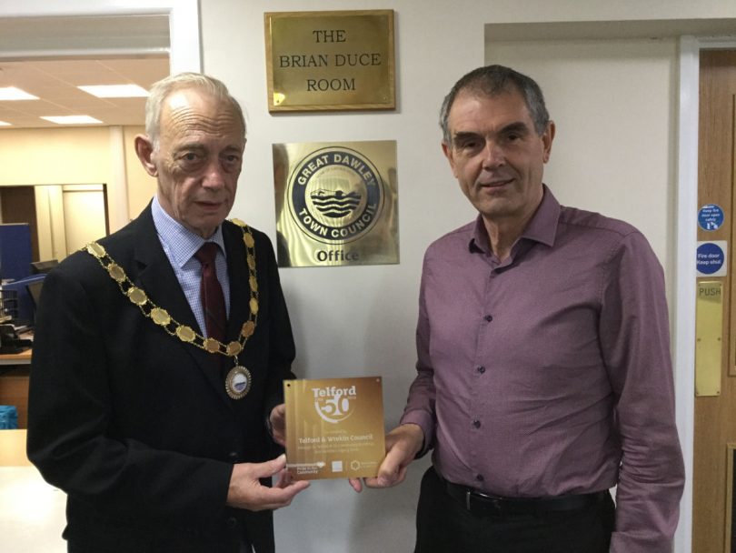 Cllr Malcolm Randle, Mayor of Great Dawley Town Council and Cllr Andy Burford, Cabinet Member for Health and Social Care. Photo: Telford & Wrekin Council