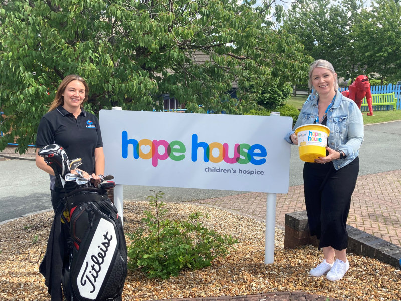Vicky Bradbeer, Sales and Marketing Coordinator at EvaStore pictured with Lynsey Kilvert, Fundraising Team Leader for Hope House