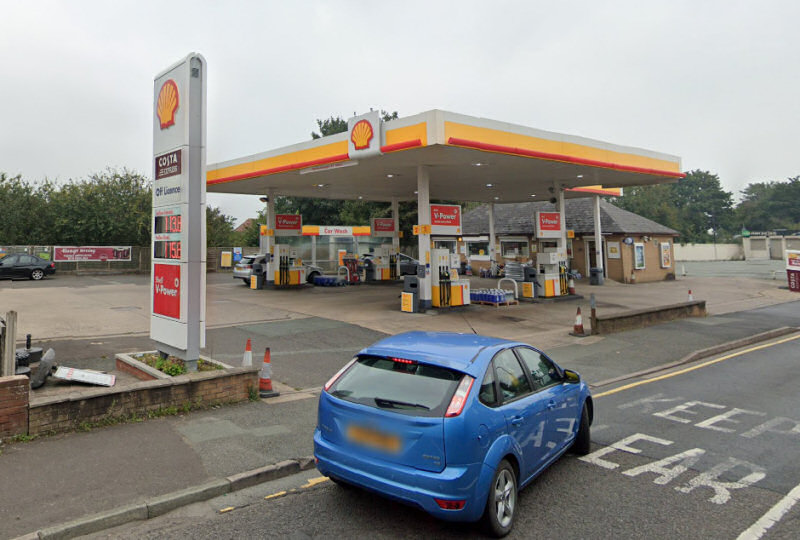 The incident happened at the Shell petrol station on Salop Road in Oswestry. Image: Google Street View