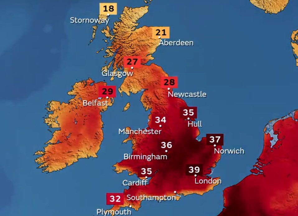 The red extreme heat warning includes parts of Shropshire. Image: Met Office
