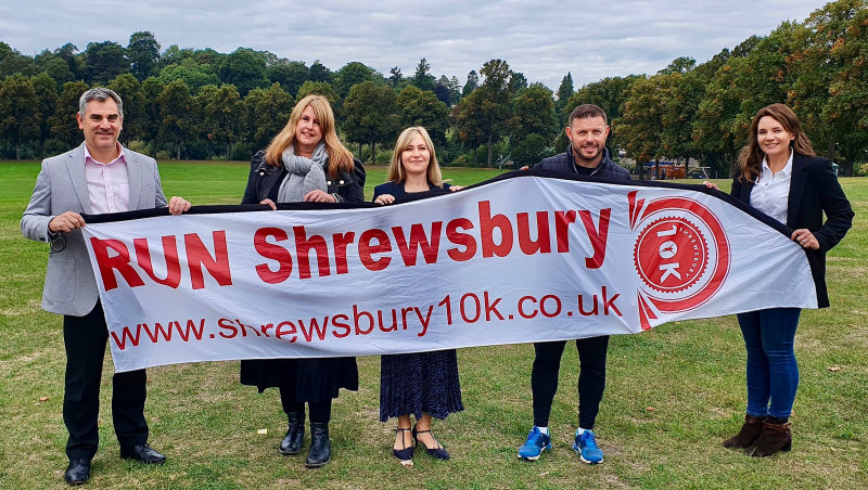 Simon Macdonald, second right, the race director for the Shrewsbury 10K, with, from left, Chris Detheridge, the managing director of Wace Morgan Solicitors, and the company’s HR officer Louise Ridgway, business manager Ellen Smith and partner Zoe Detheridge