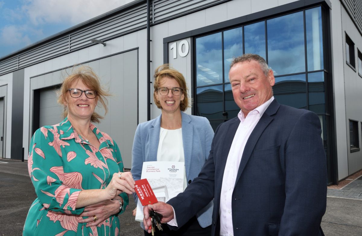 Liz Lowe, Anne Börger-Olthoff and David Brown